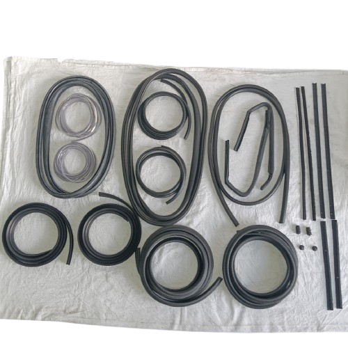MINI RUBBER KIT - SUIT LEYLAND CLUBMAN MINI   [RUBBER-KIT-06]